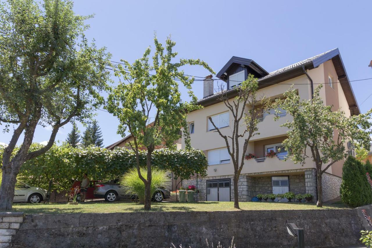 Iris Room & Apartment Slunj Exterior foto